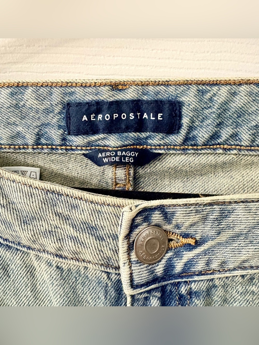 Aeropostale Light Blue Baggy Wide Leg  ZERO Stretch Jeans size 12R NWT - Picture 3 of 3